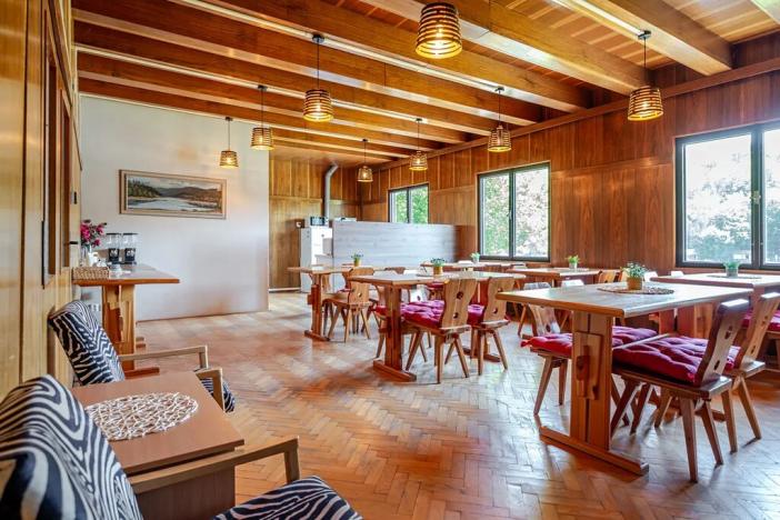 Prodej chaty, Bítov, 650 m2