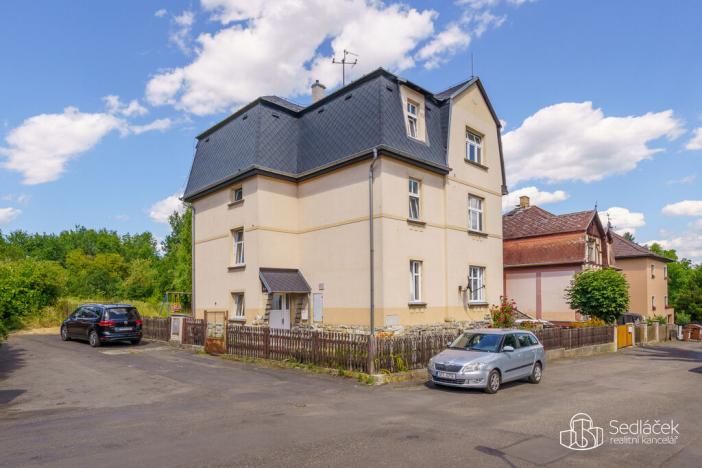 Prodej bytu 3+1, Karlovy Vary - Stará Role, Rybářská, 90 m2