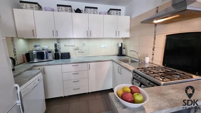 Prodej rodinného domu, Žďárná, 211 m2