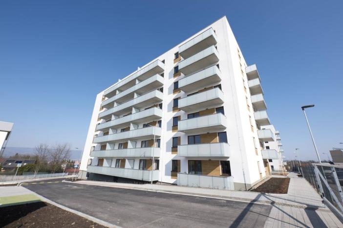 Pronájem bytu 2+kk, Teplice, Novoveská, 46 m2