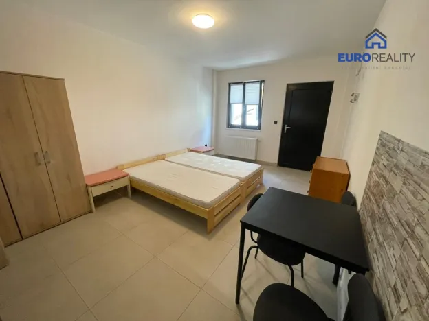 Pronájem bytu 1+kk, Mariánské Lázně, Palackého, 32 m2