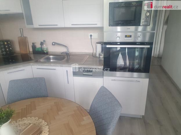 Prodej bytu 2+1, Děčín - Děčín III-Staré Město, Žerotínova, 61 m2