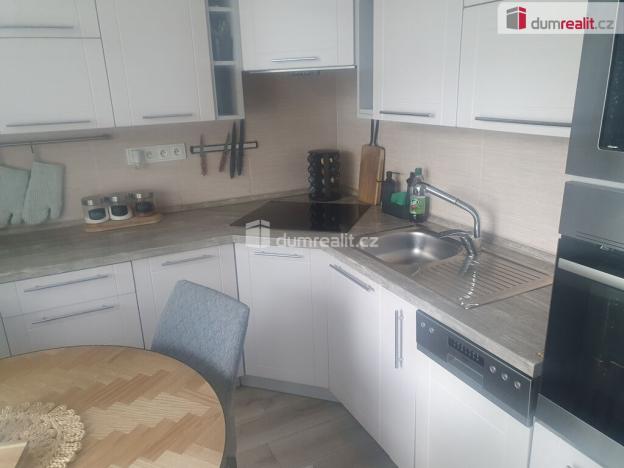 Prodej bytu 2+1, Děčín - Děčín III-Staré Město, Žerotínova, 61 m2