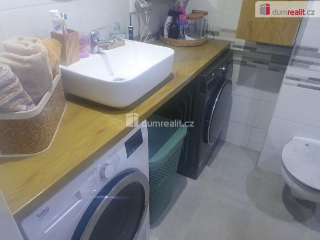 Prodej bytu 2+1, Děčín - Děčín III-Staré Město, Žerotínova, 61 m2