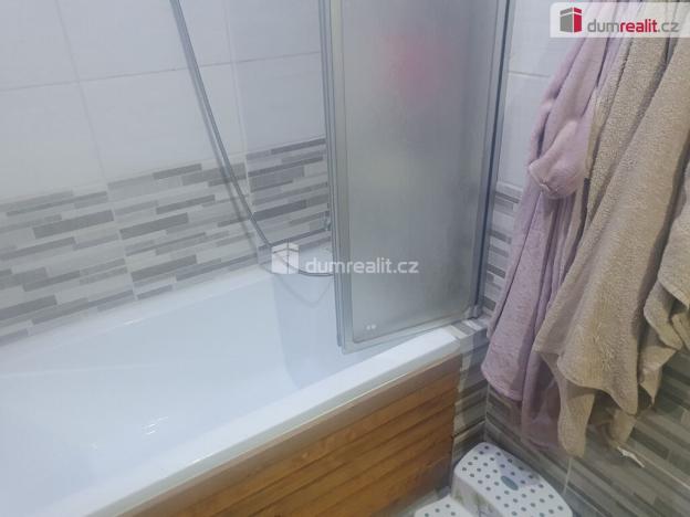 Prodej bytu 2+1, Děčín - Děčín III-Staré Město, Žerotínova, 61 m2