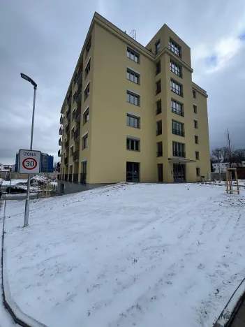 Pronájem obchodního prostoru, Liberec, Švermova, 132 m2