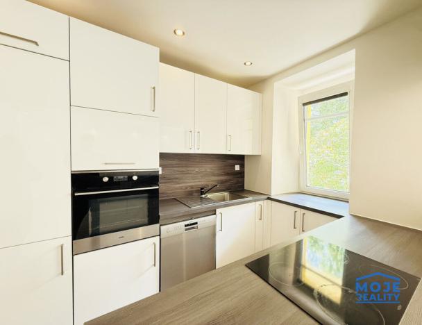 Pronájem bytu 3+kk, Plzeň - Jižní Předměstí, Majerova, 79 m2