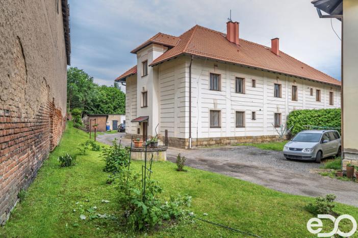 Prodej bytu 2+1, Skřivany, Nádražní, 60 m2