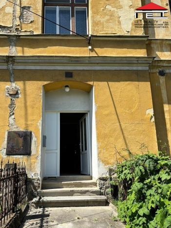 Prodej rodinného domu, Javorník - Horní Hoštice, 673 m2