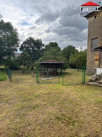 Prodej rodinného domu, Javorník - Horní Hoštice, 673 m2