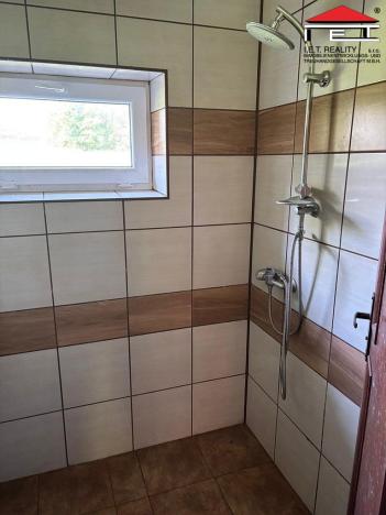 Prodej rodinného domu, Javorník - Horní Hoštice, 673 m2