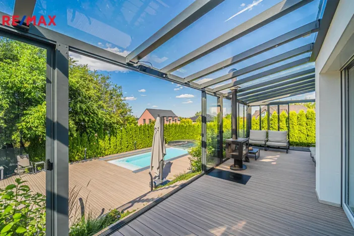 Prodej rodinného domu, Šestajovice, Myslivečkova, 389 m2