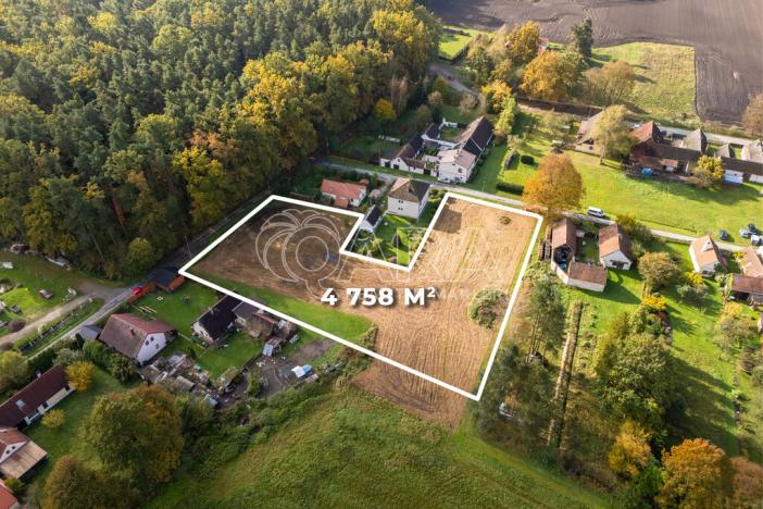 Prodej pozemku pro bydlení, Třeboň, 4758 m2