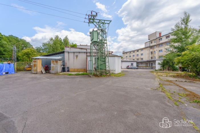 Prodej výrobních prostor, Karlovy Vary - Rybáře, Buchenwaldská, 823 m2
