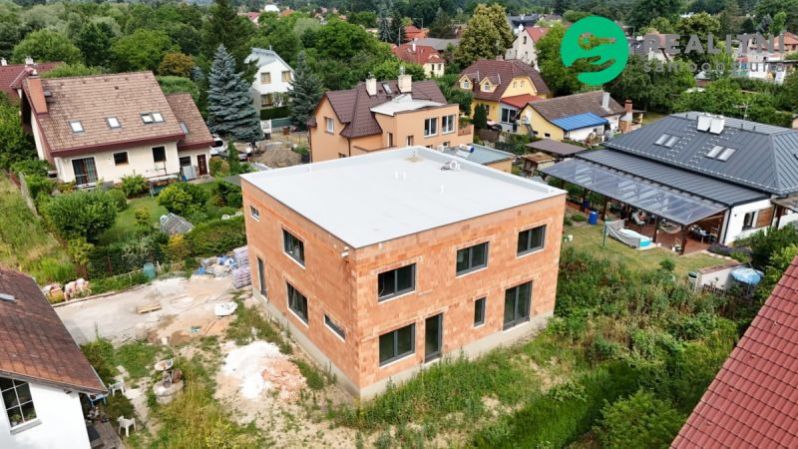Prodej bytu 3+kk, Praha - Újezd nad Lesy, Lišická, 73 m2