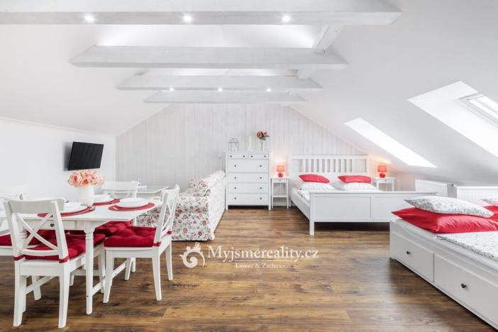 Prodej ubytování, Suchohrdly, Znojemská, 450 m2