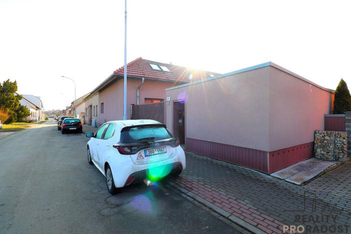 Pronájem bytu 1+kk, Brno - Dolní Heršpice, Chleborádova, 34 m2