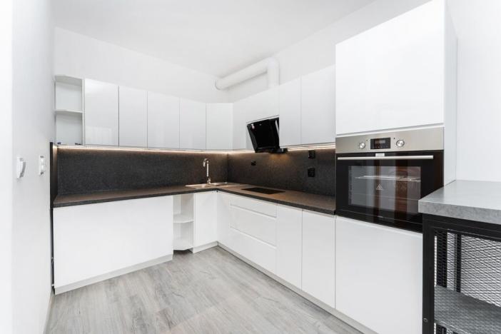 Pronájem bytu 2+kk, Hradec Králové - Třebeš, Svatojánská, 32 m2