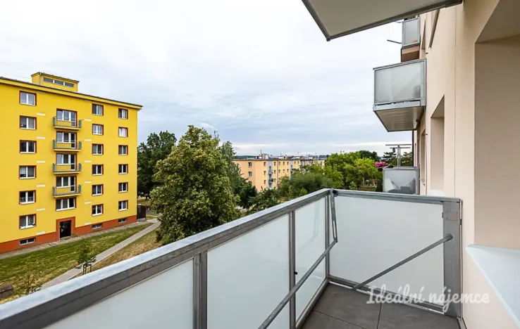 Pronájem bytu 2+1, Praha - Hloubětín, Zelenečská, 54 m2