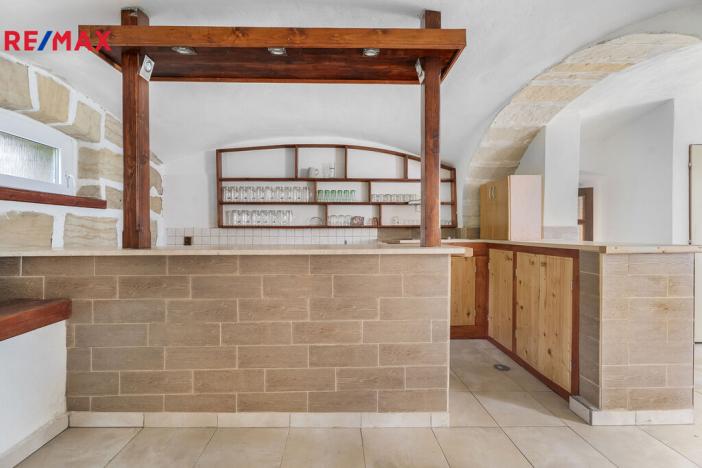 Prodej rodinného domu, Brniště - Luhov, 250 m2