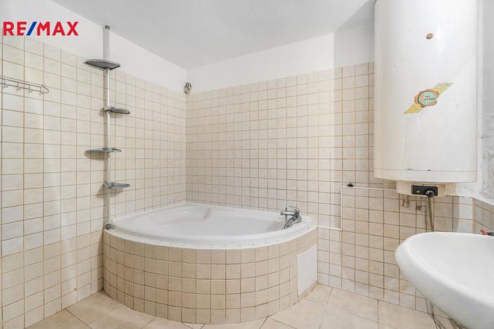 Prodej rodinného domu, Brniště - Luhov, 250 m2