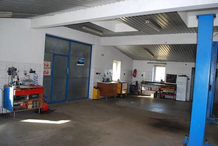 Prodej komerční nemovitosti, Přehořov, 830 m2