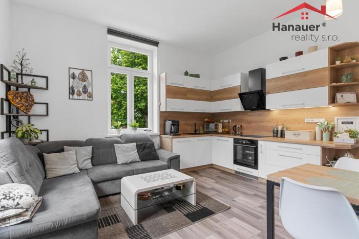 Prodej vily, Česká Kamenice, Lipová, 320 m2