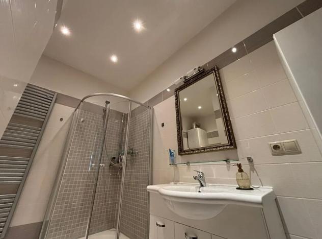 Prodej bytu 2+kk, Karlovy Vary, Vřídelní, 58 m2