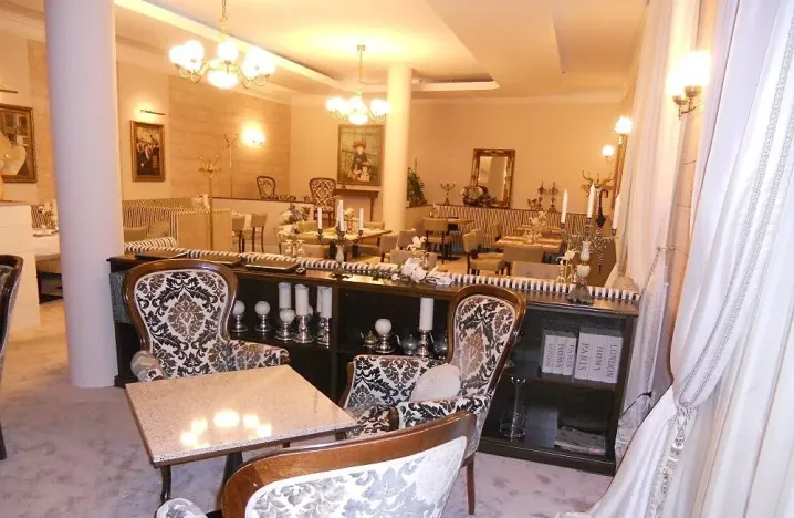 Prodej restaurace, Karlovy Vary, Divadelní náměstí, 390 m2