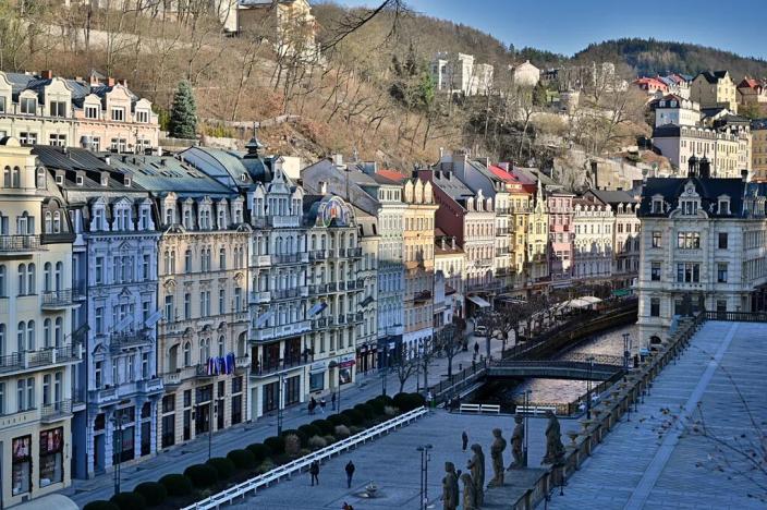 Prodej bytu 2+kk, Karlovy Vary, Vřídelní, 55 m2