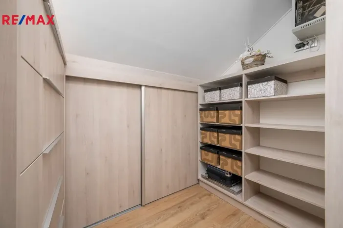 Prodej rodinného domu, Držkov, 232 m2