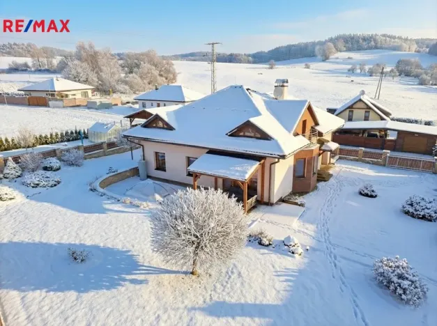 Prodej rodinného domu, Držkov, 232 m2