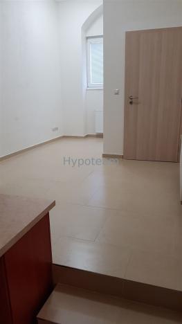 Pronájem bytu 2+kk, Ústí nad Labem - Ústí nad Labem-centrum, Jateční, 45 m2