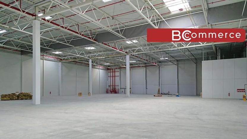 Pronájem skladu, Brno, 2880 m2