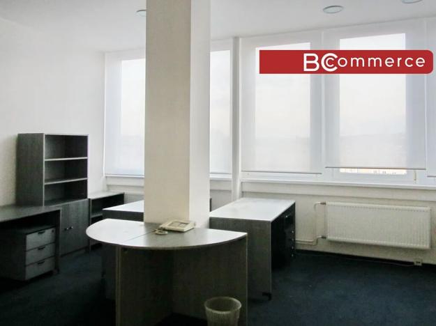 Pronájem kanceláře, Brno, 700 m2