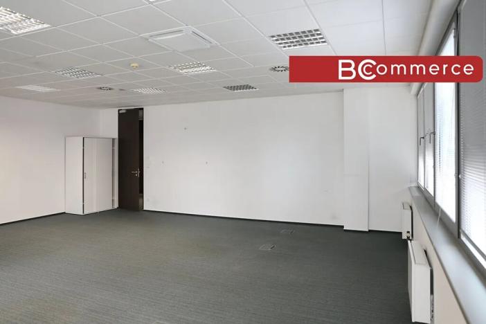 Pronájem kanceláře, Brno, 577 m2