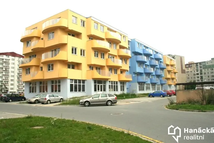 Pronájem bytu 1+kk, Olomouc, Fischerova, 37 m2