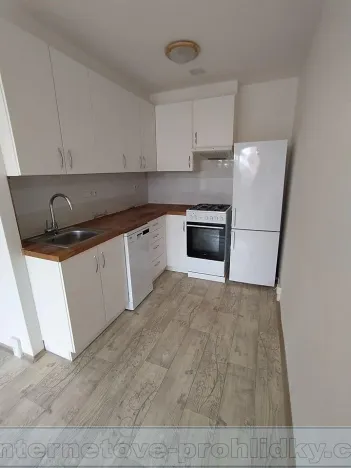 Pronájem bytu 2+kk, Praha - Chodov, Podjavorinské, 45 m2