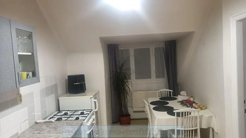 Pronájem bytu 1+kk, Praha - Hlubočepy, Silurská, 38 m2