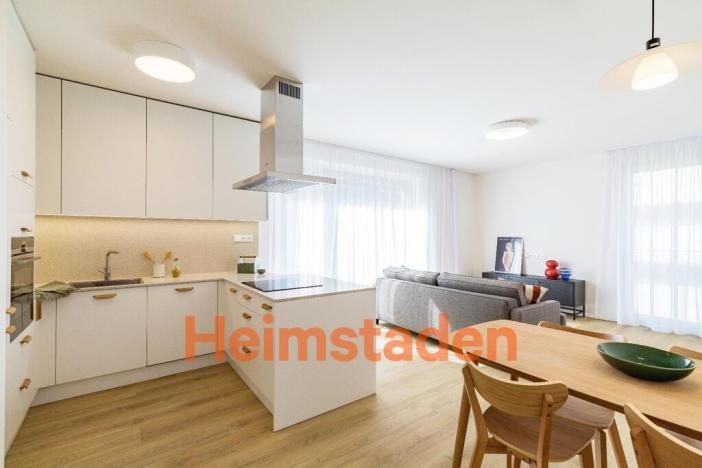 Pronájem bytu 3+kk, Praha - Holešovice, Vrbenského, 75 m2