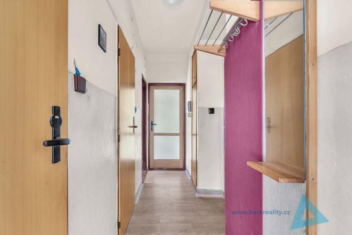 Prodej bytu 2+1, Nová Paka, Achátová, 47 m2