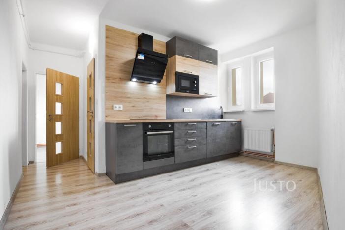 Prodej bytu 3+1, Teplice, Vrázova, 75 m2