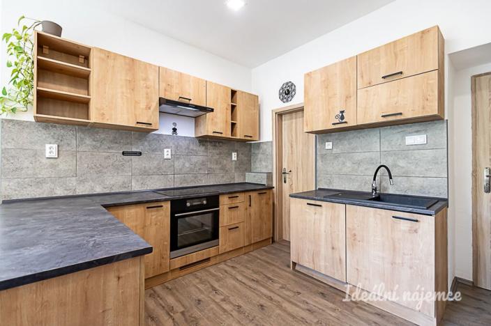 Pronájem bytu 3+kk, Praha - Vršovice, Slovinská, 67 m2