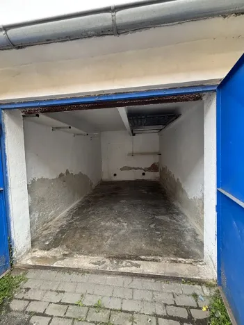 Pronájem garáže, Liberec, Moskevská, 16 m2