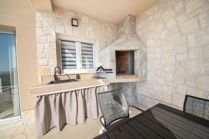 Prodej ubytování, Jakišnica, Chorvatsko, 160 m2