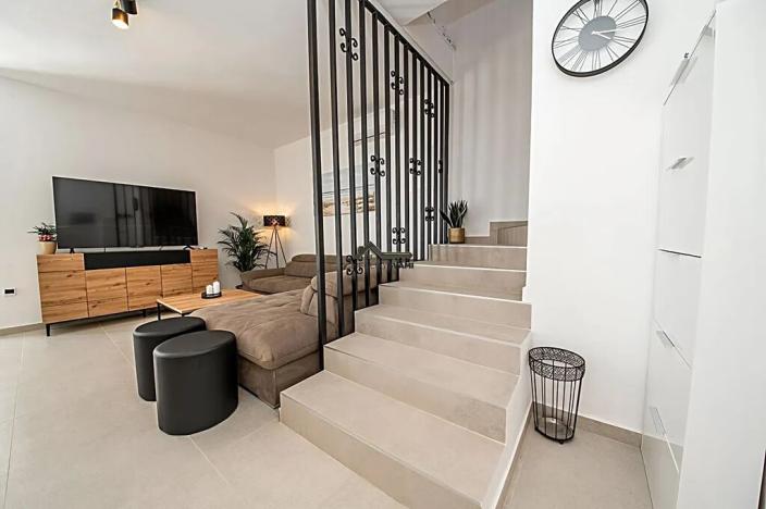 Prodej ubytování, Jakišnica, Chorvatsko, 160 m2