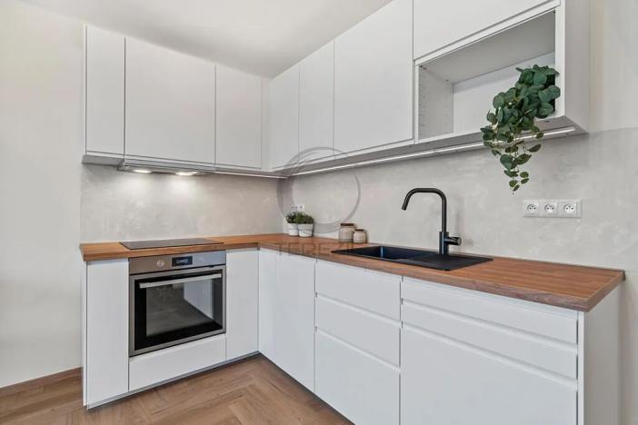 Prodej bytu 3+kk, Odolena Voda, Seifertova, 69 m2