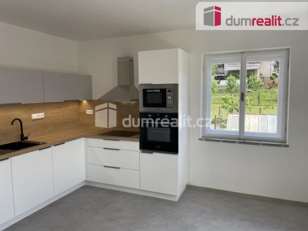 Pronájem bytu 2+1, Slavičín - Divnice, 63 m2