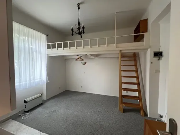 Pronájem bytu 1+kk, Praha - Holešovice, Heřmanova, 17 m2