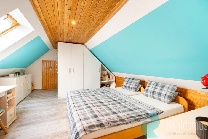 Prodej rodinného domu, Ponědrážka, 165 m2